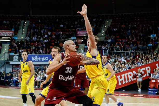 实现逆转 实现逆转