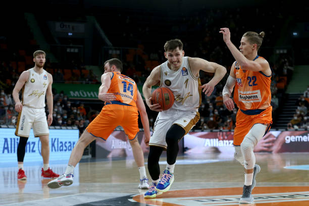 他们迎来了 他们迎来了