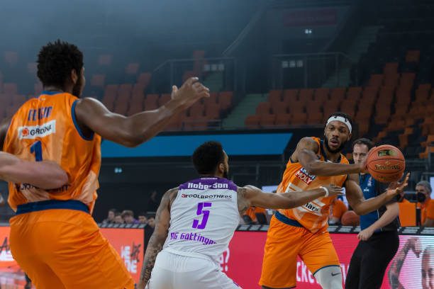 动引发了外 动引发了外