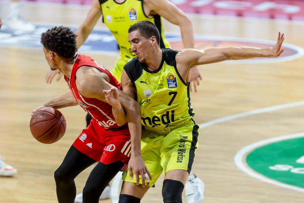 8决赛还包 8决赛还包