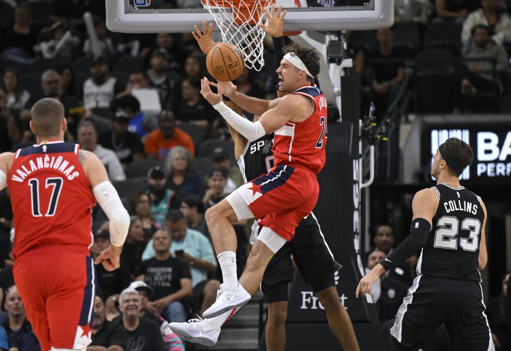 尽管在利物 尽管在利物