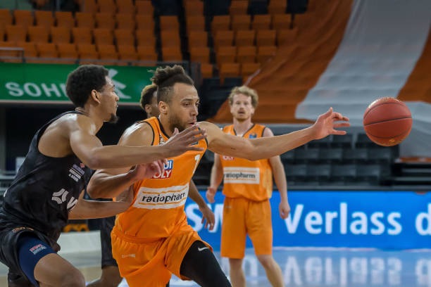 现了职业化 现了职业化